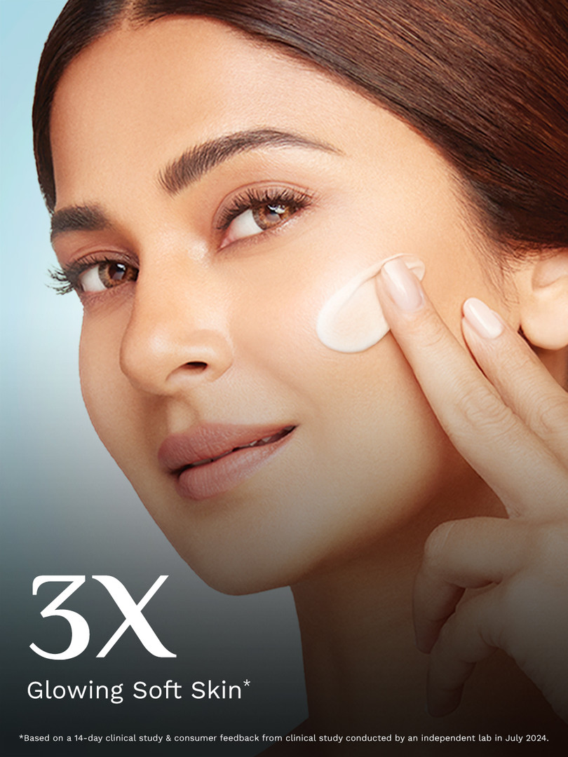 Pilgrim Squalane Glow Moisturizer with Vitamin C & Niacinamide For Bright,Even-Toned Skin